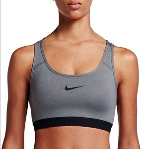 Nike Pro Classic Padded Compression Sports Bra
